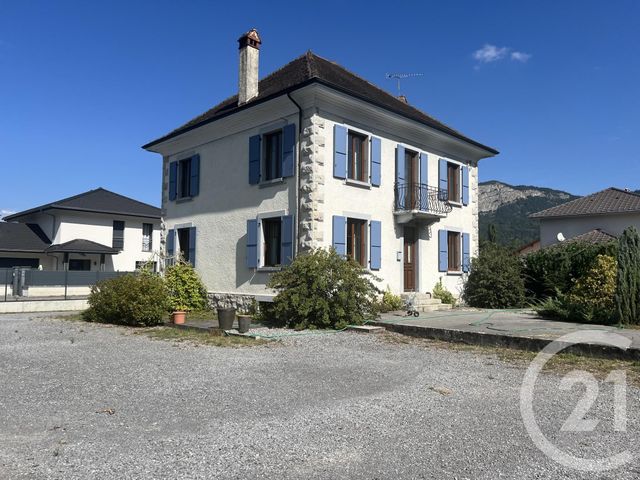 maison à vendre - 5 pièces - 185.0 m2 - ST PIERRE EN FAUCIGNY - 74 - RHONE-ALPES - Century 21 Patrimoine Rochois